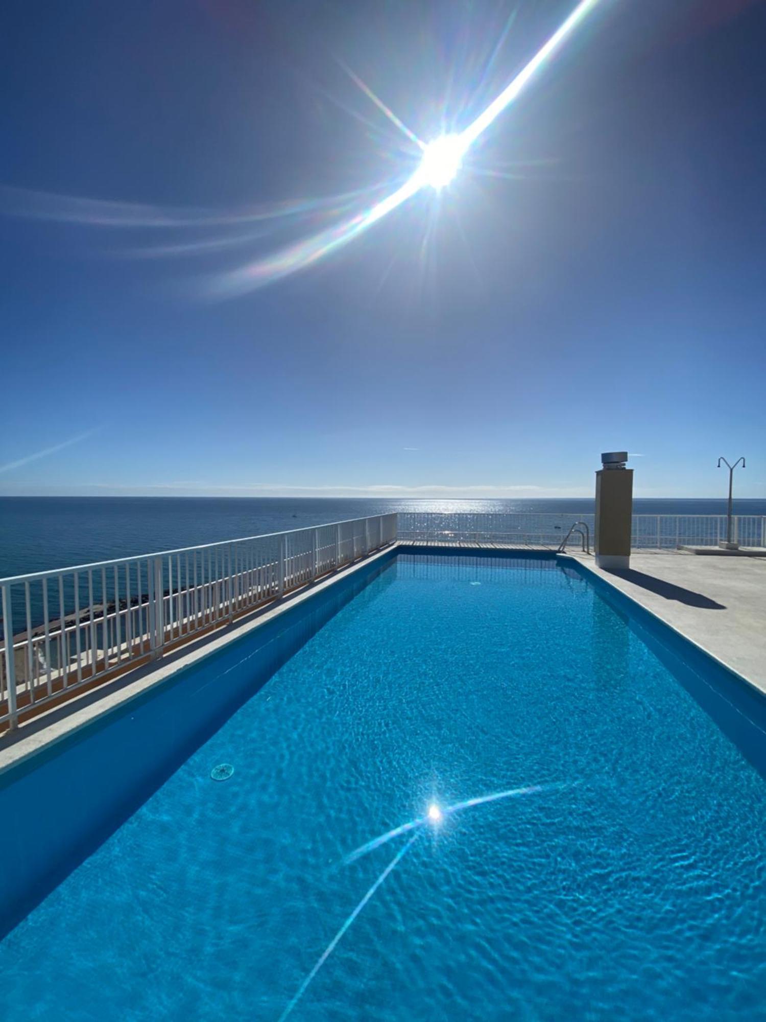 Marbella Beachfront Edificio Mayoral Primera Linea De Playa Y Centro Ciudad Con Barco Opcional Extérieur photo