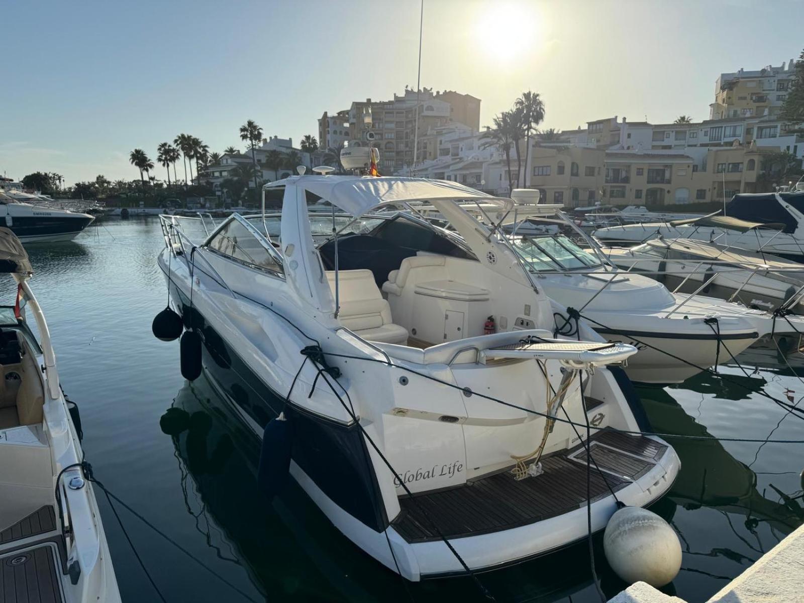 Marbella Beachfront Edificio Mayoral Primera Linea De Playa Y Centro Ciudad Con Barco Opcional Extérieur photo